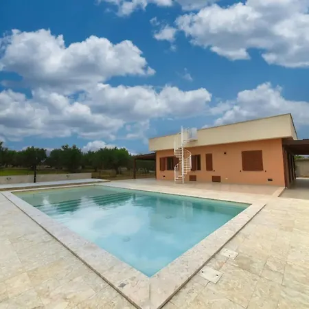 Con Piscina * Балестрате